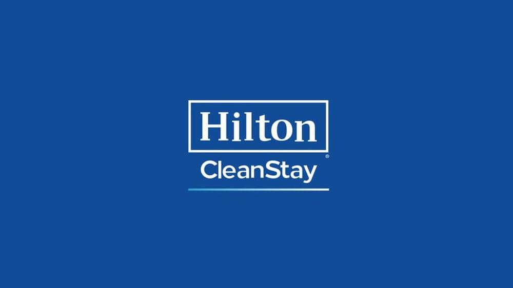 Doubletree Suites By Hilton Hotel Huntsville South Exterior photo